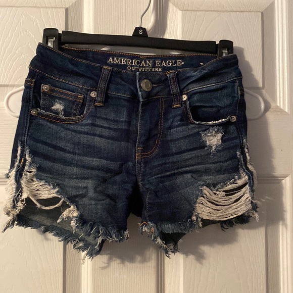 AE shorts - Picture 1 of 1